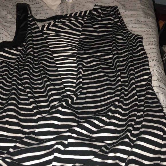 Bebe striped top w leather straps open back - Picture 2 of 4